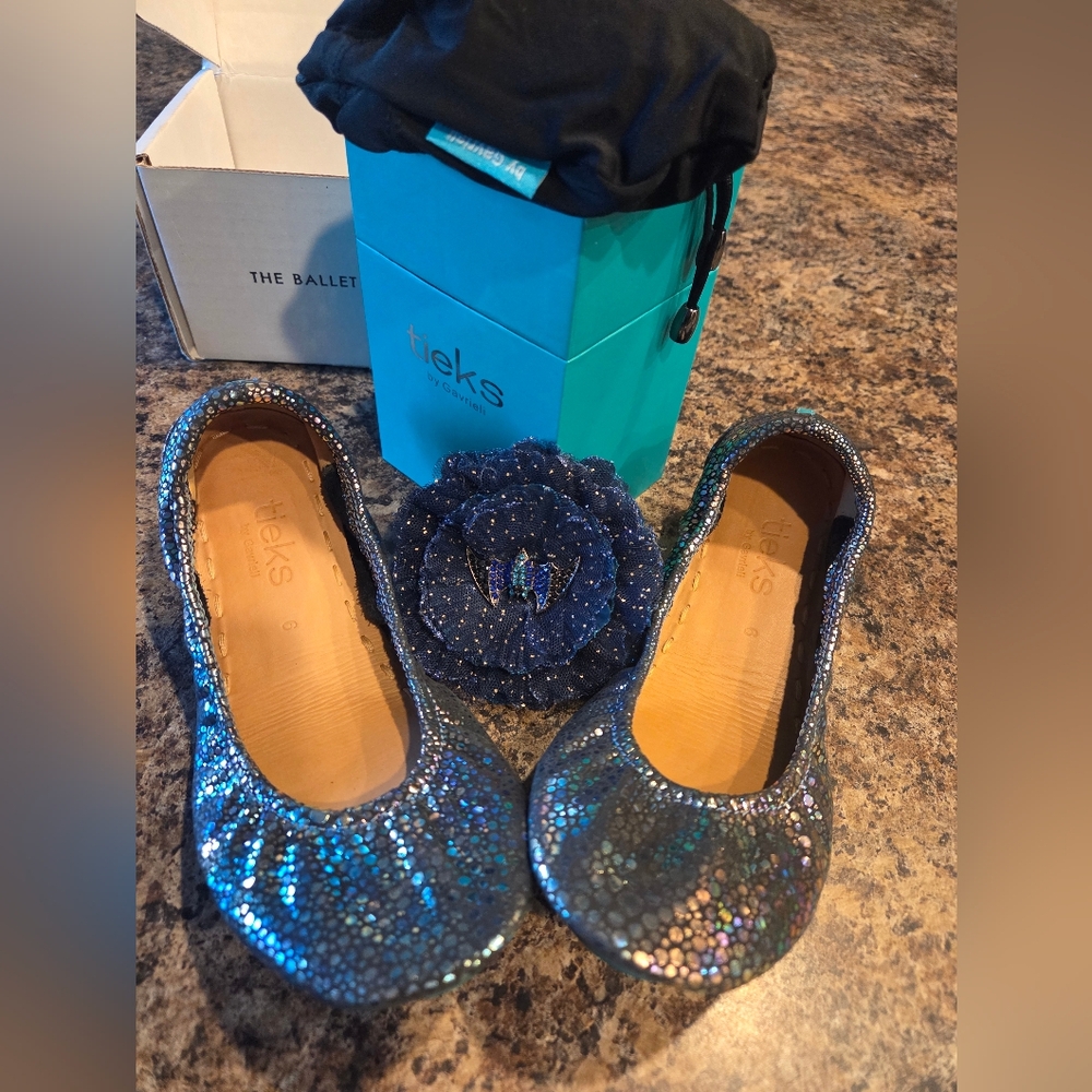 Tieks Magick Size 6 - Limited Edition (Box, Pouch And Flower Included)
